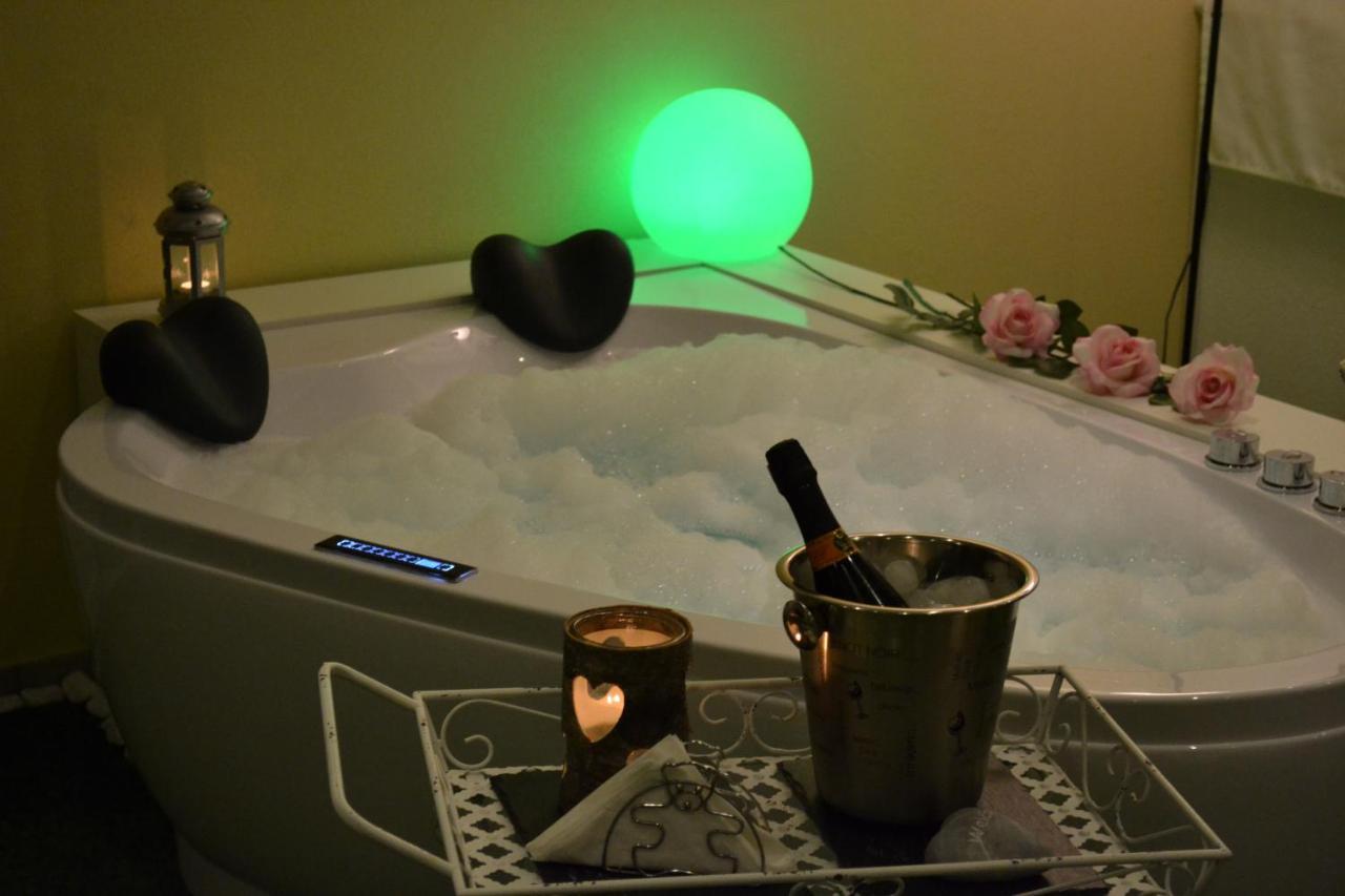 B&B Ravenna In Love Relax Conventello Buitenkant foto